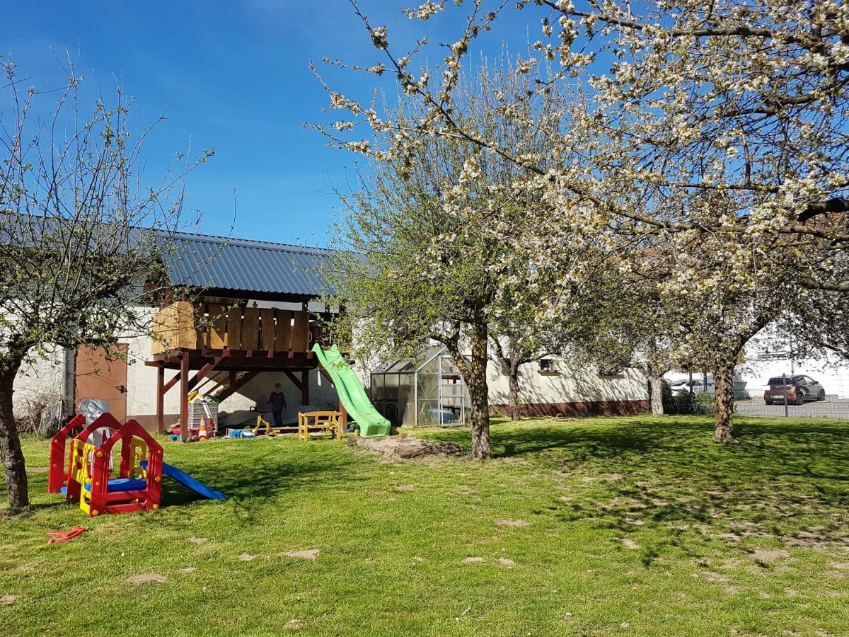 Ferienwohnung/Monteurzimmer Auf Dem Bauernhof Mörlenbach Εξωτερικό φωτογραφία