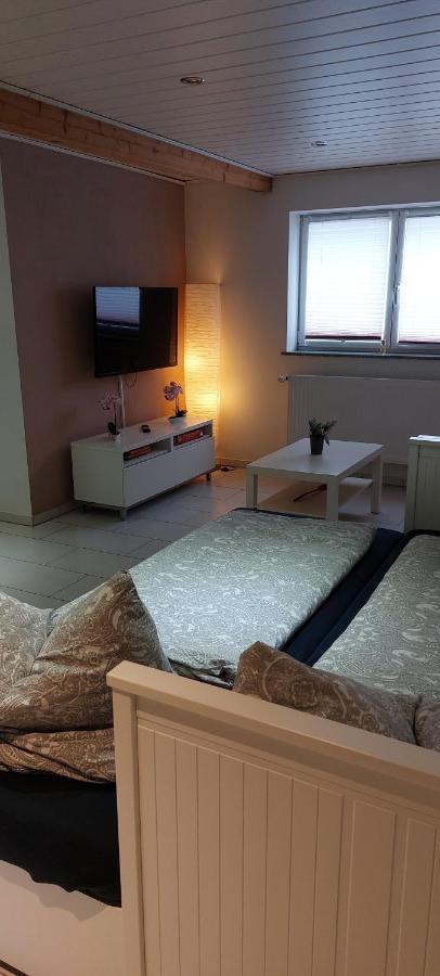 Ferienwohnung/Monteurzimmer Auf Dem Bauernhof Mörlenbach Εξωτερικό φωτογραφία