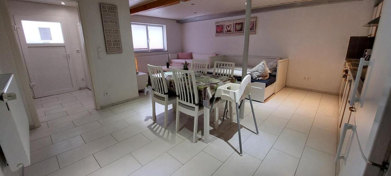 Ferienwohnung/Monteurzimmer Auf Dem Bauernhof Mörlenbach Εξωτερικό φωτογραφία